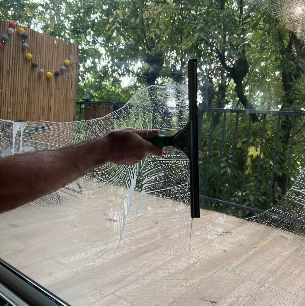 Nettoyage de vitres à Nîmes